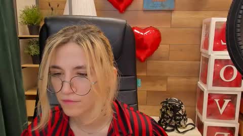 Katrin online show from February 2025 03:54:02 PM