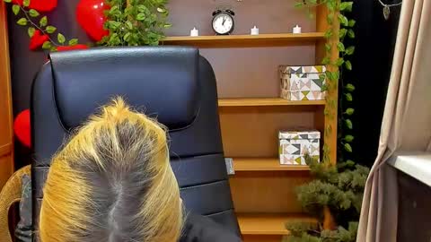 Katrin online show from February 2025 01:24:01 AM