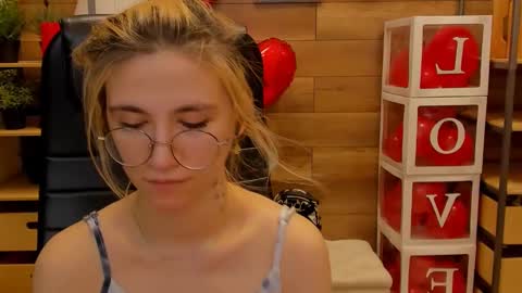 Katrin online show from February 2025 08:03:02 PM