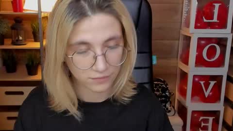 Katrin online show from March 2025 02:15:02 AM