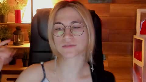 Katrin online show from March 2025 02:18:02 AM