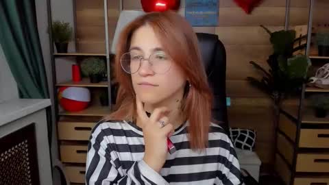Katrin online show from September 2025 03:59:02 PM