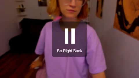 Katrin online show from November 2025 08:21:02 PM