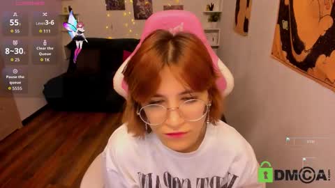 Katrin online show from November 2025 09:24:02 PM