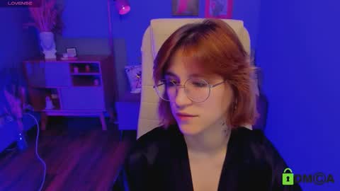 Katrin online show from November 2025 04:40:01 PM