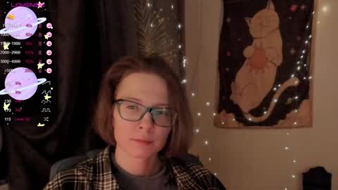 Snapshot of moon__girl chatting on October 2025 08:27:02 PM Roxy online show from October 2025 08:27:02 PM