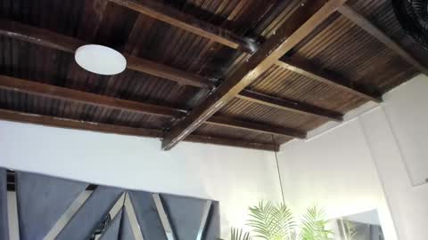 Luna  online show from September 2025 06:02:02 PM