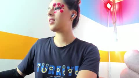 Winy online show from October 2025 10:20:02 PM