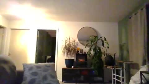 moonbutterfly94 online show from November 2025 10:17:01 AM