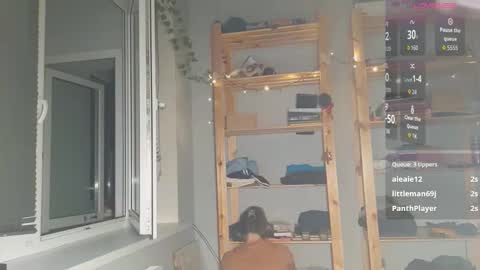 Dana online show from October 2025 10:52:02 PM