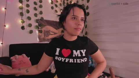 moonliight__ online show from October 2025 11:27:01 PM