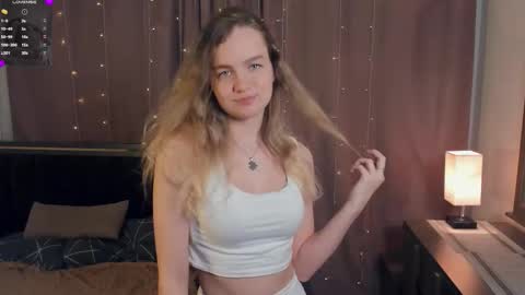 Eva online show from November 2025 07:38:02 PM