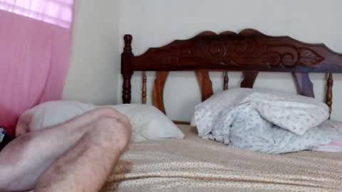 Scott and online show from October 2025 04:59:02 PM