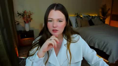 Betty online show from September 2025 12:21:01 PM