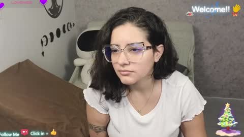 Moon Woman online show from December 2024 01:40:02 AM