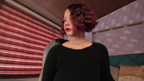 Snapshot of moony_14 chatting on January 2025 12:49:01 PM Michelle online show from January 2025 12:49:01 PM