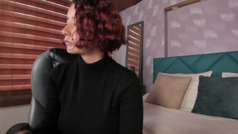 Snapshot of moony_14 chatting on January 2025 12:37:01 PM Michelle online show from January 2025 12:37:01 PM