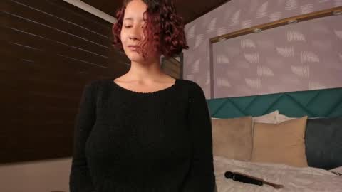 Snapshot of moony_14 chatting on January 2025 11:02:02 PM Michelle online show from January 2025 11:02:02 PM