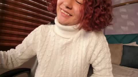 Snapshot of moony_14 chatting on January 2025 10:04:02 PM Michelle online show from January 2025 10:04:02 PM