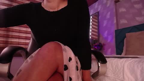 Snapshot of moony_14 chatting on February 2025 04:40:02 PM Michelle online show from February 2025 04:40:02 PM