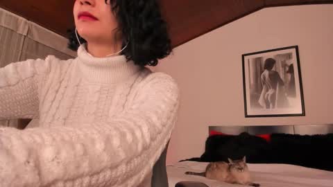 Snapshot of moony_14 chatting on September 2025 12:52:02 PM Michelle online show from September 2025 12:52:02 PM