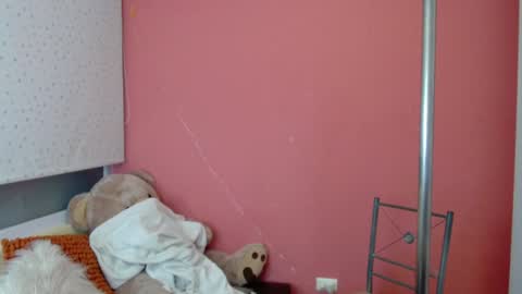 Snapshot of mora_haze chatting on January 2025 12:17:02 AM Mora Haze 3 online show from January 2025 12:17:02 AM