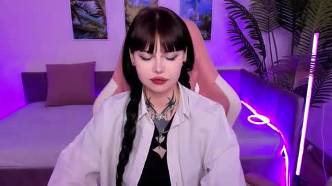 Snapshot of morana_batt chatting on October 2025 08:45:02 AM Morana online show from October 2025 08:45:02 AM