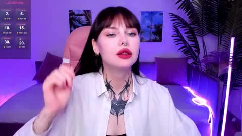 Snapshot of morana_batt chatting on October 2025 01:48:02 AM Morana online show from October 2025 01:48:02 AM