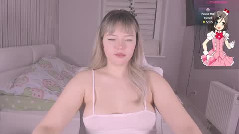 Sofia     online show from December 2024 09:39:01 PM