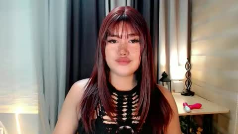 Snapshot of morenaaries12 chatting on September 2025 10:47:01 AM MIA online show from September 2025 10:47:01 AM