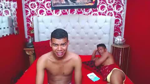 duohot23 online show from March 2025 02:12:02 AM