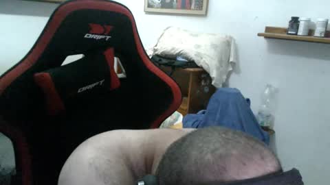 Snapshot of morenoch19 chatting on September 2025 11:26:01 PM alejo online show from September 2025 11:26:01 PM