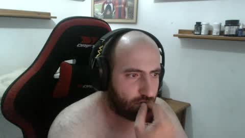 Snapshot of morenoch19 chatting on September 2025 06:45:01 PM alejo online show from September 2025 06:45:01 PM