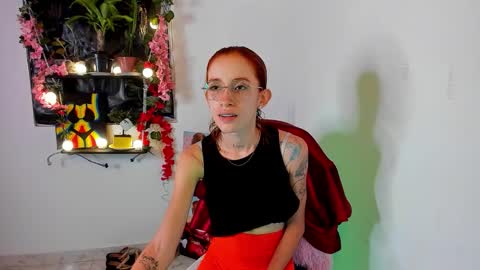Megaan Castillo online show from September 2025 07:46:02 PM