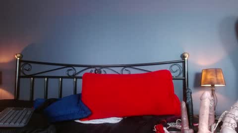 Snapshot of morganacrowley_ chatting on December 2024 02:36:02 PM Morgana online show from December 2024 02:36:02 PM