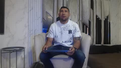 Snapshot of morganandmegan chatting on October 2025 11:18:01 AM MORGAN AND MEGAN online show from October 2025 11:18:01 AM