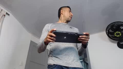 Snapshot of morganandmegan chatting on November 2025 11:22:02 AM MORGAN AND MEGAN online show from November 2025 11:22:02 AM