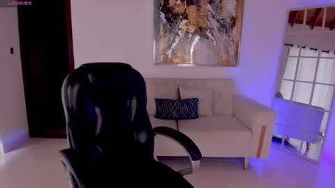 Snapshot of morganhicks chatting on October 2025 07:00:01 PM Morgan Hicks online show from October 2025 07:00:01 PM