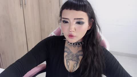 Morgan Moon online show from January 2025 06:20:02 PM
