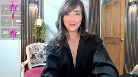 Snapshot of moriahhoe chatting on November 2025 07:18:02 PM Moriah online show from November 2025 07:18:02 PM