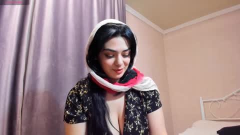 Medina online show from December 2024 06:38:02 PM