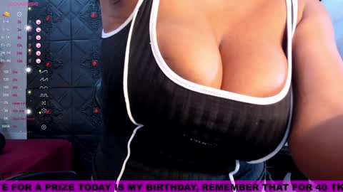 Snapshot of morochaa_fire chatting on December 2024 09:37:02 AM Morocha online show from December 2024 09:37:02 AM