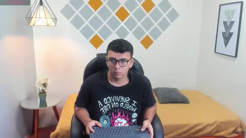 Mou Fly online show from September 2025 11:48:01 AM