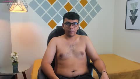 Mou Fly online show from October 2025 11:41:02 AM