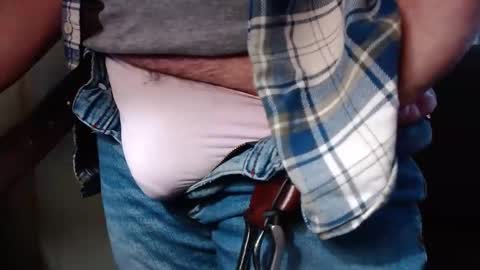 Snapshot of mountainmanny chatting on February 2025 09:05:02 PM Manny online show from February 2025 09:05:02 PM