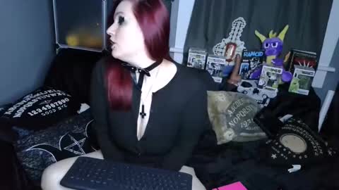 Moxxxie Morbid online show from December 2024 06:28:02 AM