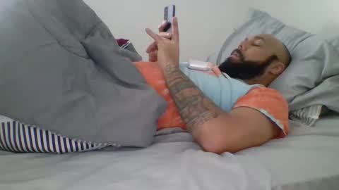 Snapshot of mr8plus chatting on January 2025 09:11:02 PM Mr8 online show from January 2025 09:11:02 PM