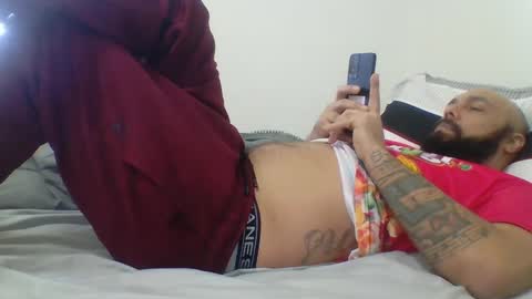 Snapshot of mr8plus chatting on January 2025 09:40:01 PM Mr8 online show from January 2025 09:40:01 PM