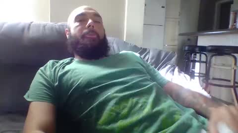 Snapshot of mr8plus chatting on October 2025 07:25:02 PM Mr8 online show from October 2025 07:25:02 PM