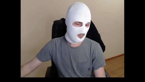 Artur online show from March 2025 07:53:01 AM